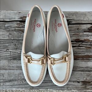 Grand Street Leather Buckle Loafer
Marc Joseph New York 9 1/2 made in Brazil